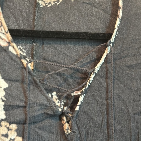 LoveStitch Small Floral Long Sleeve Top - Picture 4 of 8